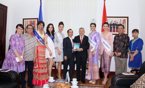 Đại sứ Indonesia tiếp đón đoàn Hoa hậu Hữu nghị ASEAN 2017