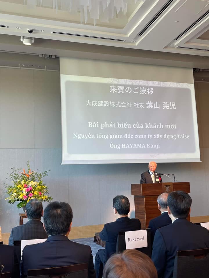 Cuốn sách Chuyện của chúng tôi của nguyên Bộ trưởng Võ Hồng Phúc ra mắt tại Nhật Bản