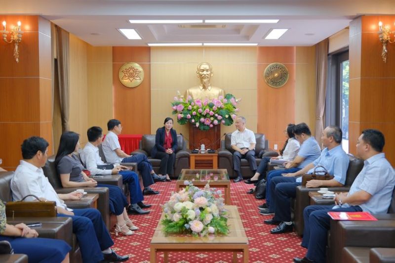 đồng chí Nguyễn Thanh Hải, Ủy viên Trung ương Đảng, Bí thư Tỉnh ủy, Trưởng Đoàn đại biểu Quốc hội tỉnh Thái Nguyên đã chủ trì buổi tiếp và làm việc với đại diện Tập đoàn Giáo dục EQuest