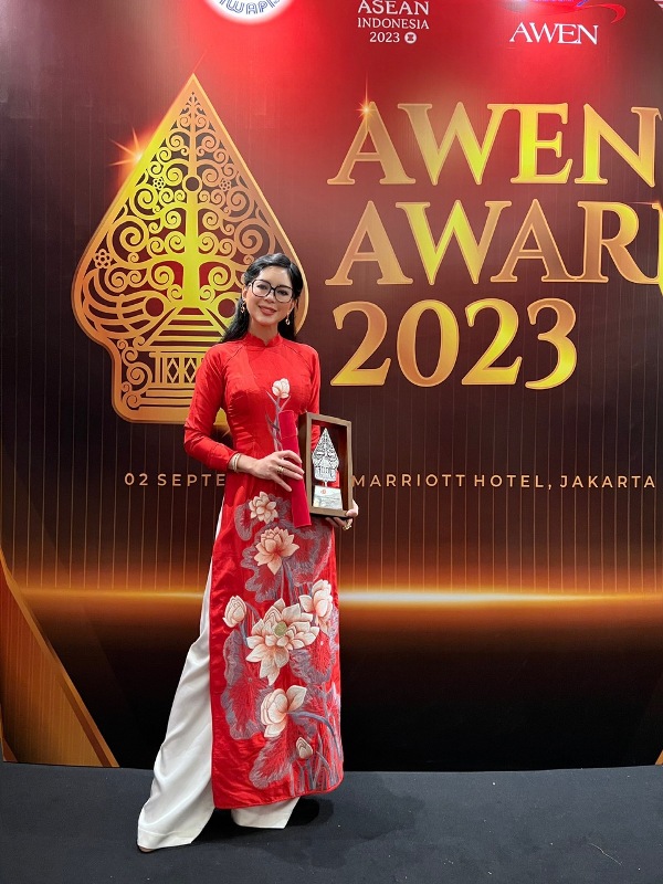 Tổng Giám đốc IPPG, bà Lê Hồng Thuỷ Tiên được ASEAN – AWEN AWARD 2023 vinh danh