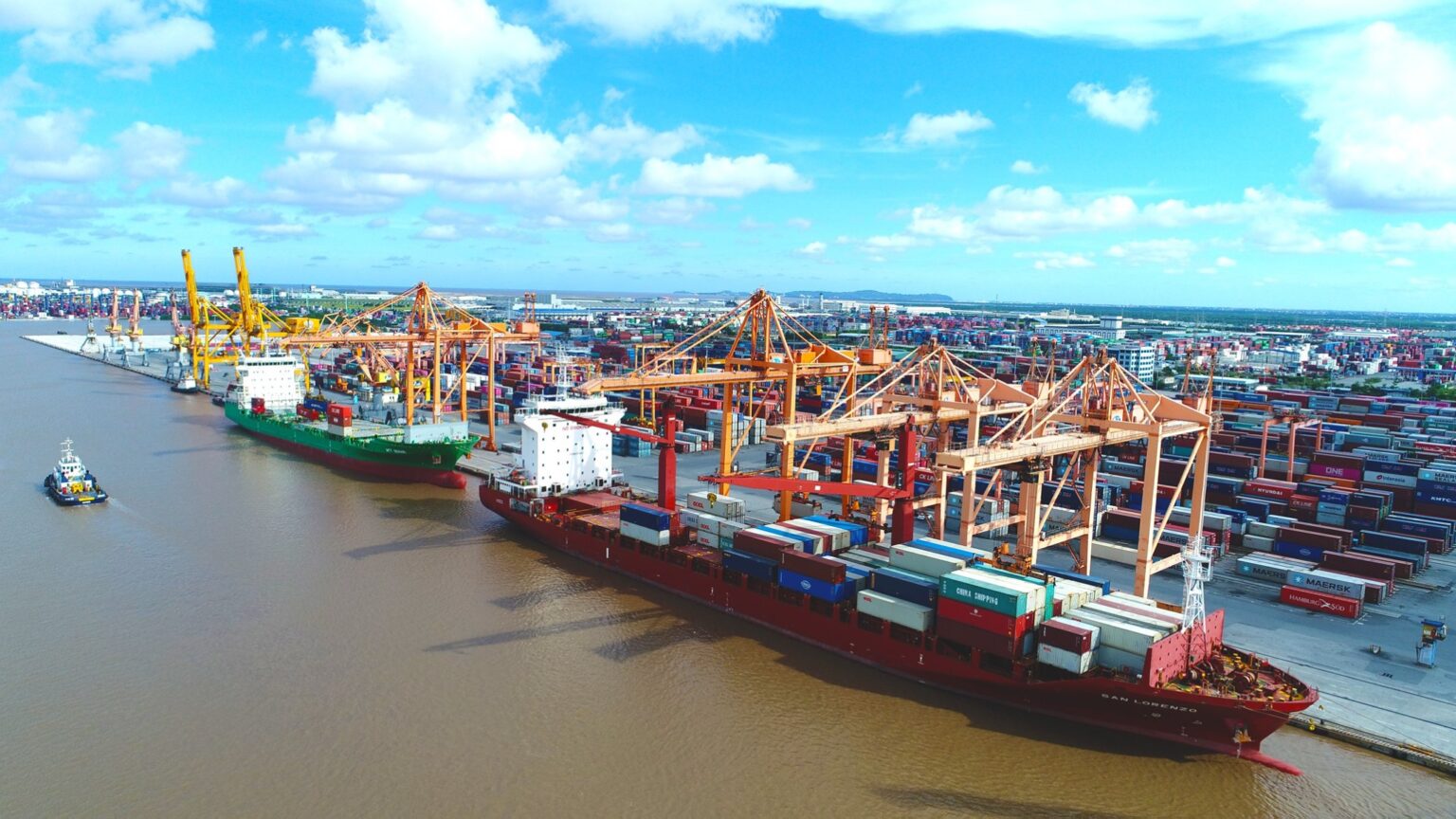 VIMC là doanh nghiệp đang vận hành đội tàu biển và các cảng biển lớn nhất Việt Nam.