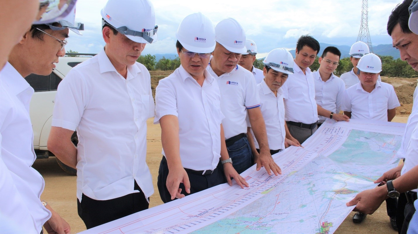 Thứ trưởng Bộ GTVT Lê Anh Tuấn cùng đoàn công tác kiểm tra tình hình triển khai thi công Dự án cao tốc Cam Lâm-Vĩnh Hảo
