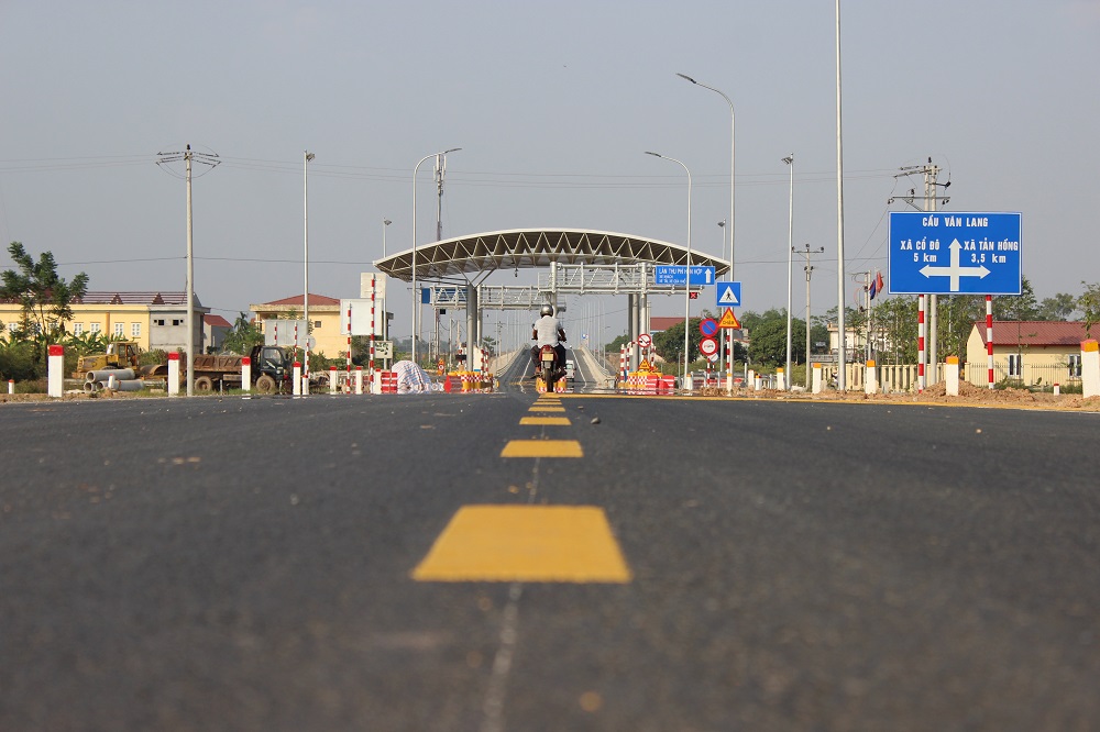 Một trạm thu phí hoàn vốn cho Dự án BOT xây dựng cầu Việt Trì - Ba Vì 
