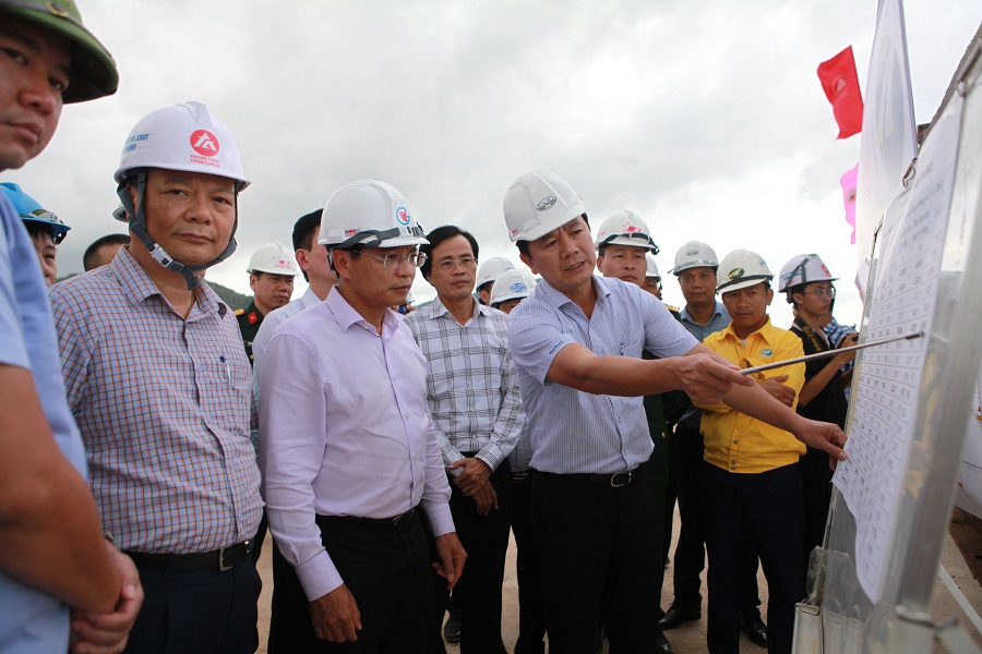 Bộ trưởng Nguyễn Văn Thắng nghe Ban quản lý Dự án Thăng Long
