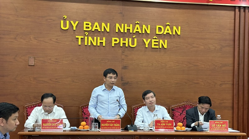 Lãnh đạo Bộ GTVT và UBND tỉnh Phú Yên làm việc để giải q