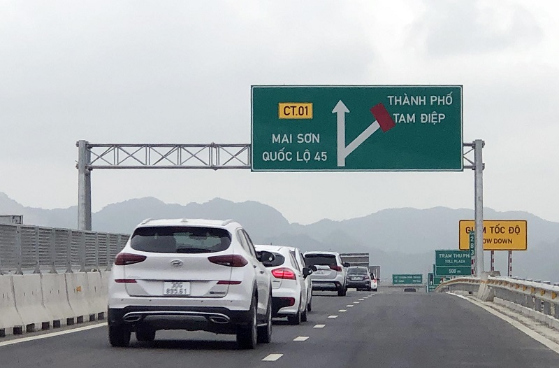 Một đoạn cao tốc Mai Sơn - Quốc lộ 45 chuẩn bị đưa vào khai thác vào ngày 30/4/2023.