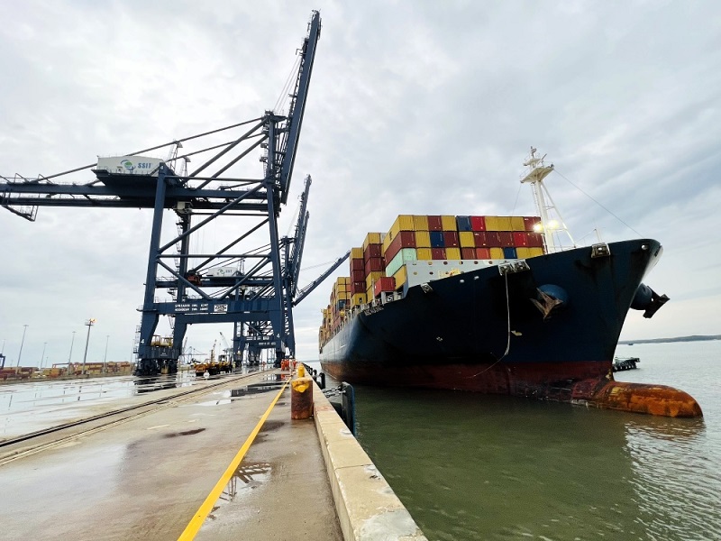 Cảng SSIT được chấp thuận tiếp tục thử nghiệm đón 5 chuyến tàu container có trọng tải đến 199.273DWT vào, rời bến cảng.