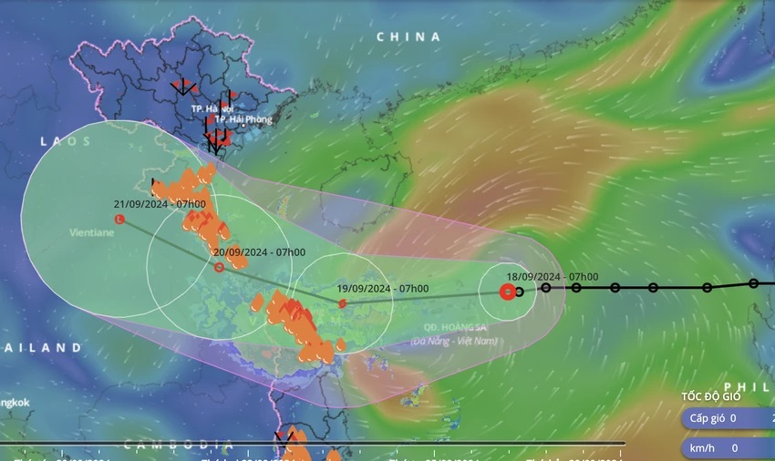 Trong 24 giờ tới, áp thấp nhiệt đới có khả năng mạnh lên thành bão số 4. Ảnh: VNDMS.