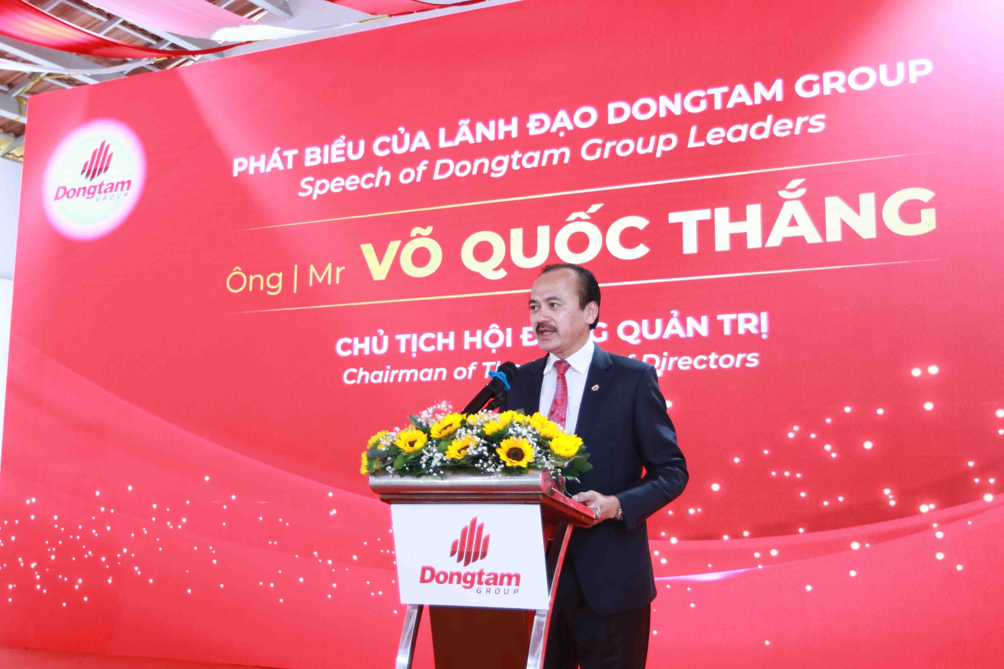 Ông Võ Quốc Thắng, Chủ tịch HĐQT Đồng Tâm Group phát biểu tại lễ hợp long