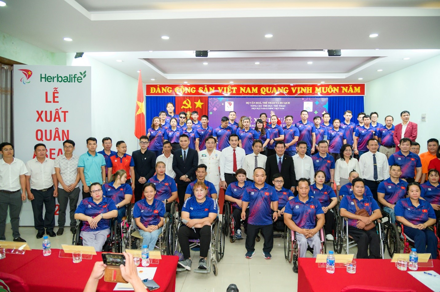 Herbalife Việt Nam đồng hành cùng lễ xuất quân đoàn vận động viên tham dự ASEAN Para Games 2023 tại Campuchia