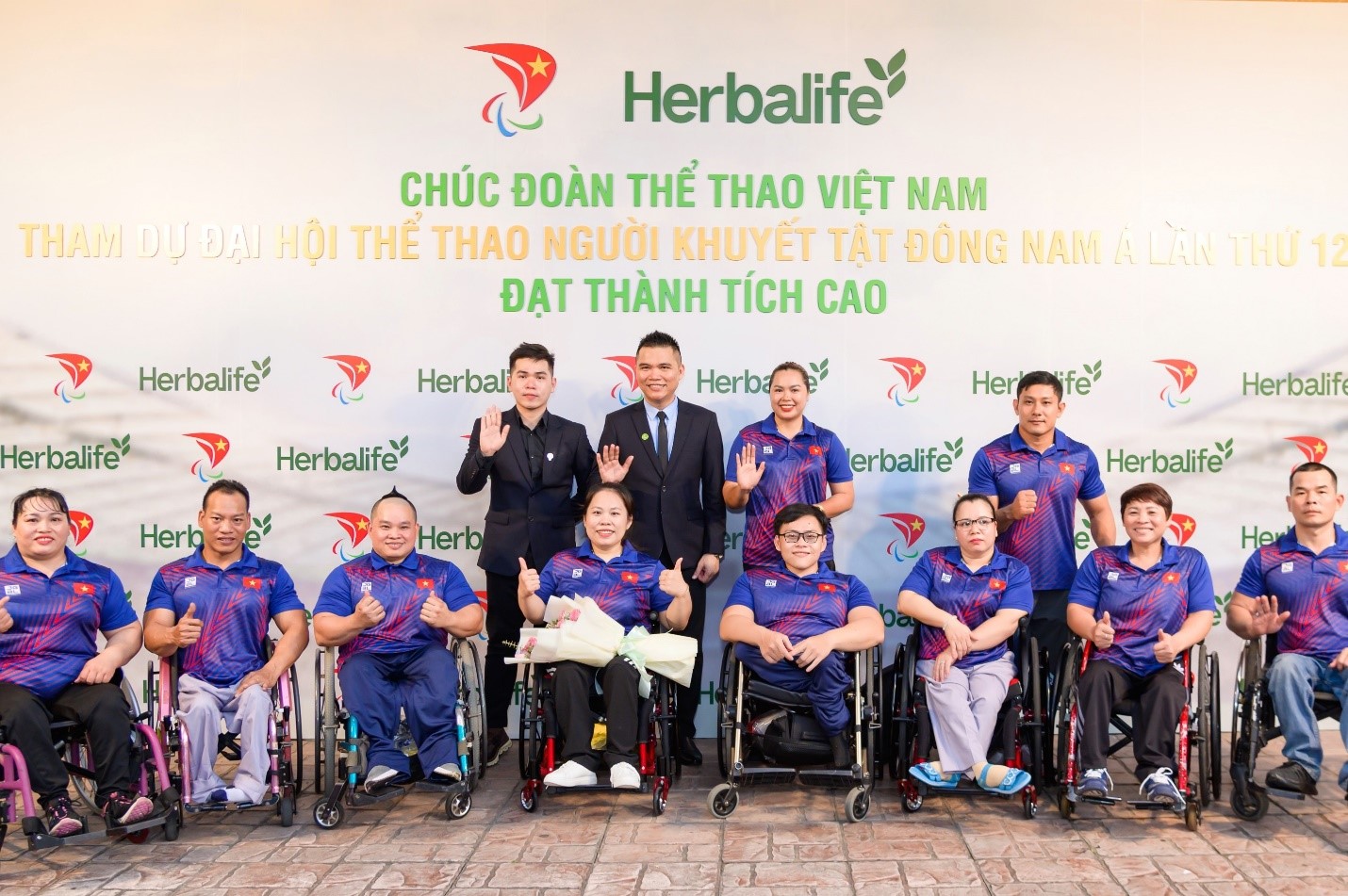 Herbalife Việt Nam đồng hành cùng lễ xuất quân đoàn vận động viên tham dự ASEAN Para Games 2023 tại Campuchia