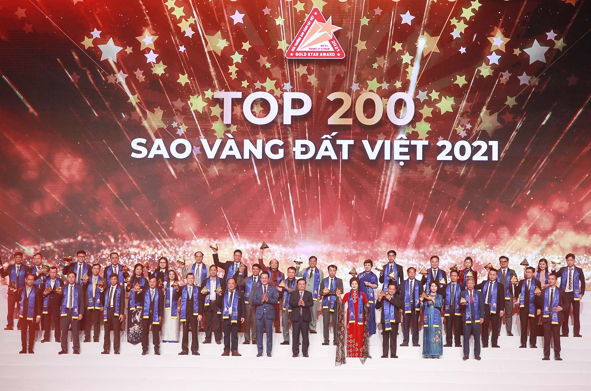 Top 200 Sao Vàng đất Việt