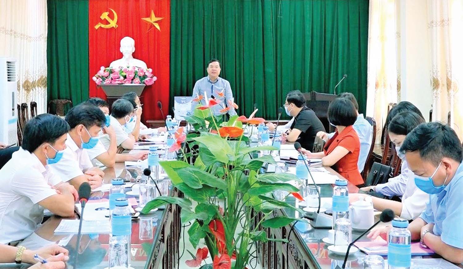 Ủy viên Trung ương Đảng, Bí thư Tỉnh ủy Nam Định Phạm Gia Túc làm việc với lãnh đạo huyện Xuân Trường về phát triển kinh tế - xã hội và xây dựng nông thôn mới nâng cao, kiểu mẫu