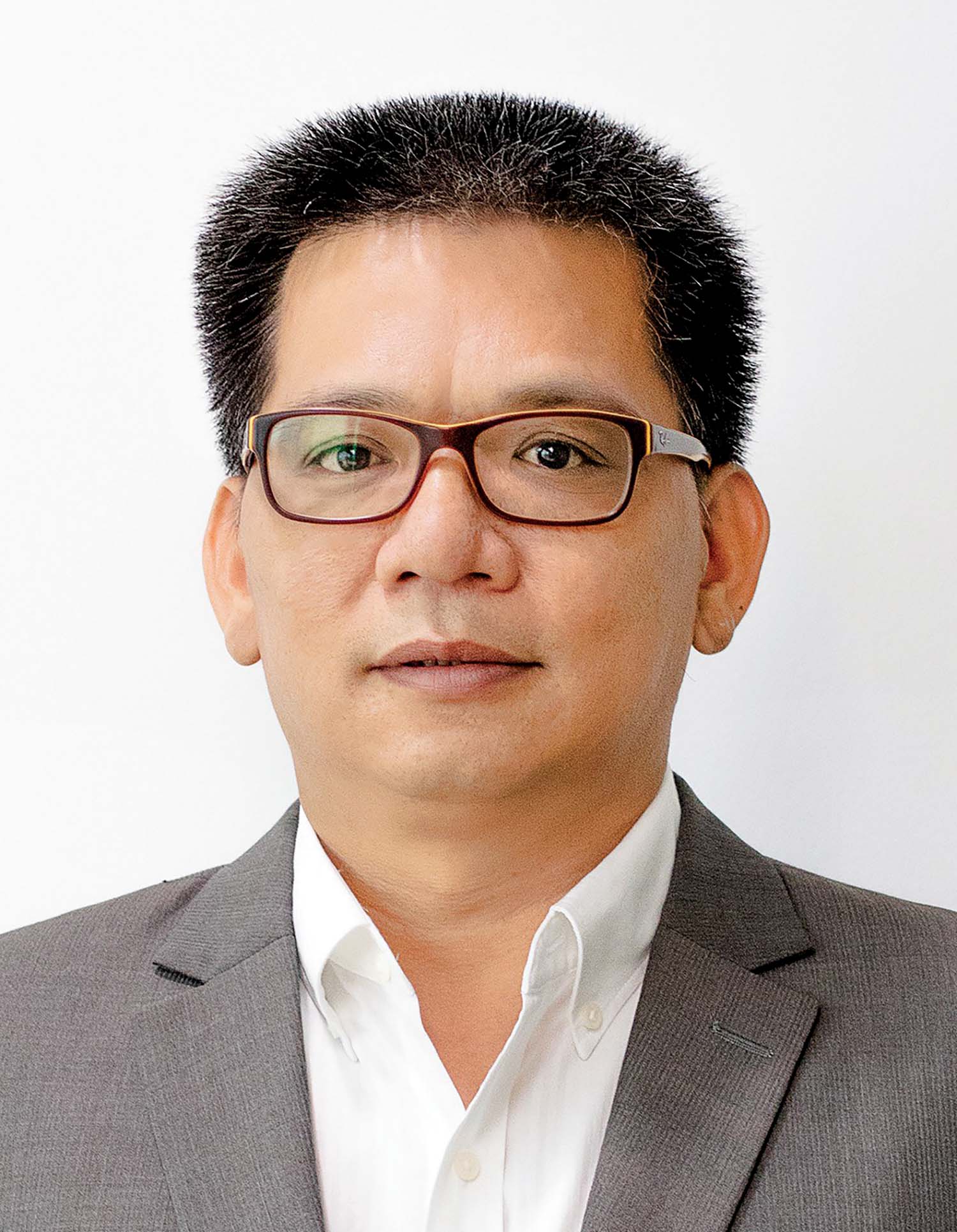 Ông Lương Văn Trung, luật sư thành viên Công ty Lexcomm Vietnam LLC, Trọng tài viên - Trung tâm Trọng tài quốc tế Việt Nam (VIAC)