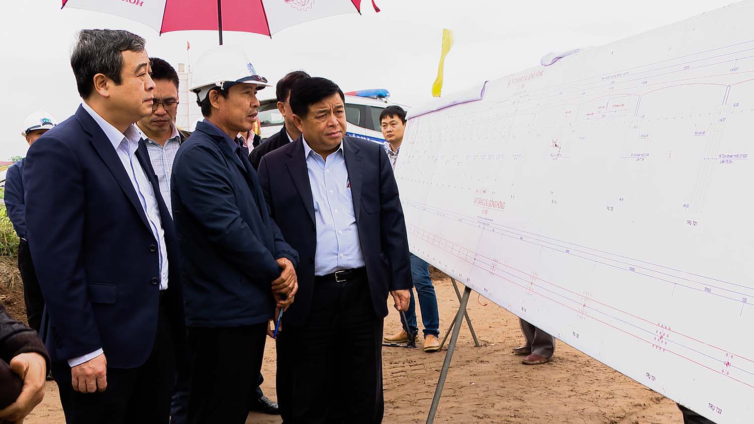 Bộ trưởng Nguyễn Chí Dũng kiểm tra thực địa một số Dự án trọng điểm tại Thái Bình