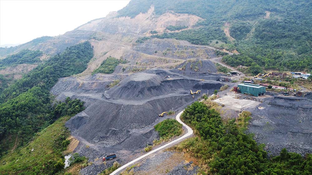 Mỏ than Minh Tiến 	Ảnh: Báo Lao Động