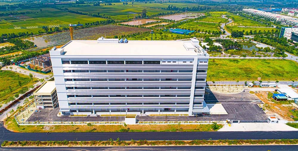 Khu kho xưởng cao tầng Giai đoạn I tại KCN VSIP (Bắc Ninh) có giá cho thuê trung bình 5 USD/m2/tháng và đã được lấp đầy 100%.