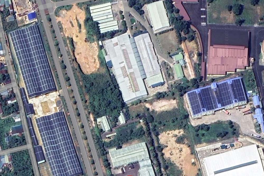Nhiều doanh nghiệp tại KCN Lộc Sơn và Phú Hội (Lâm Đồng) lắp hệ thống điện mặt trời trên mái nhà xưởng hoặc cho thuê lại mái để lắp hệ thống điện mặt trời