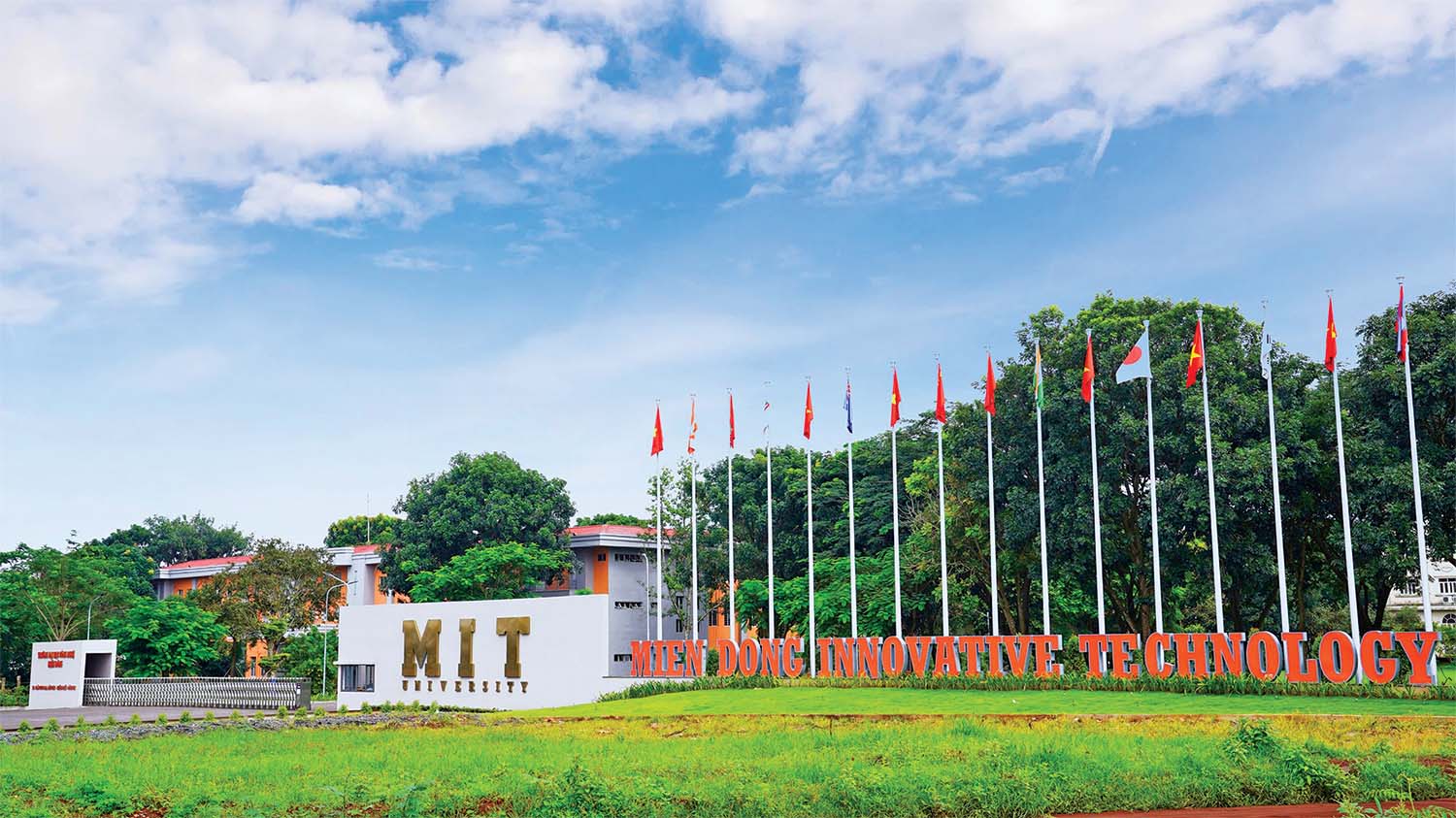 Trường Đại học Công nghệ Miền Đông - Miendong University Vietnam (MIT Uni.) luôn chú trọng đào tạo kỹ năng mềm cho sinh viên
