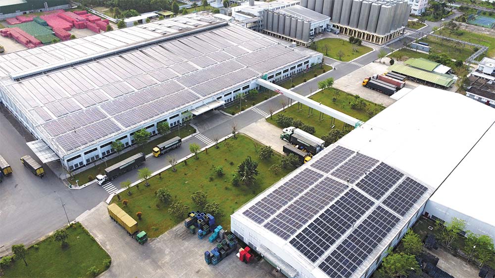 Hệ thống điện năng lượng mặt trời mái nhà tại Nhà máy Bia Sài Gòn Quảng Ngãi được lắp đặt từ giai đoạn 1 