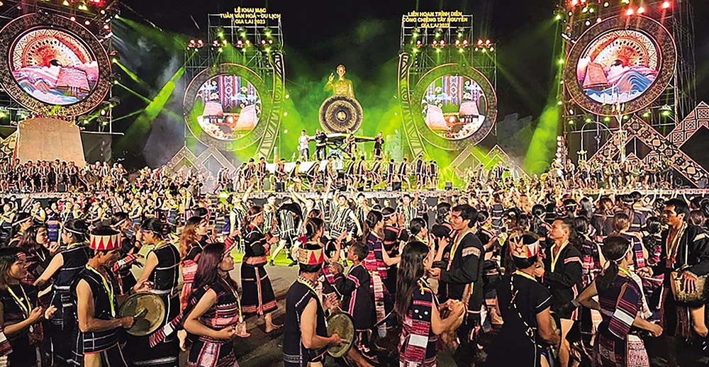 Sự kiện Festival Văn hóa cồng chiêng Tây Nguyên tỉnh Gia Lai trong Tuần lễ Văn hóa - Du lịch Gia Lai năm 2023 thu hút hơn 40.000 lượt khách tham gia