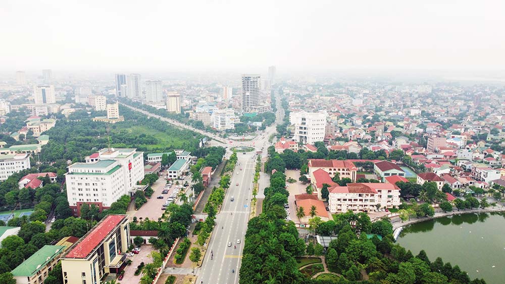 Nghệ An sẽ phát triển đô thị theo cấu trúc trọng điểm, mạng lưới. Trong ảnh: TP. Vinh - trung tâm kinh tế, chính trị của tỉnh Nghệ An 	