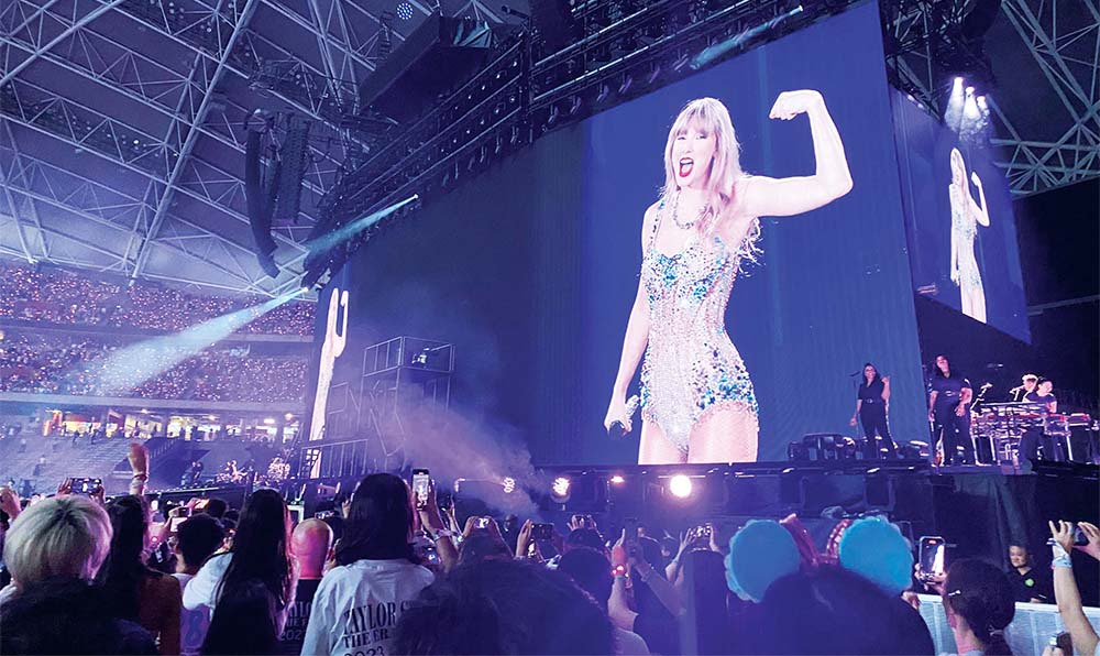 Chuyến lưu diễn của Taylor Swiff tại Singapore đem lại lợi nhuận lớn cho nước này