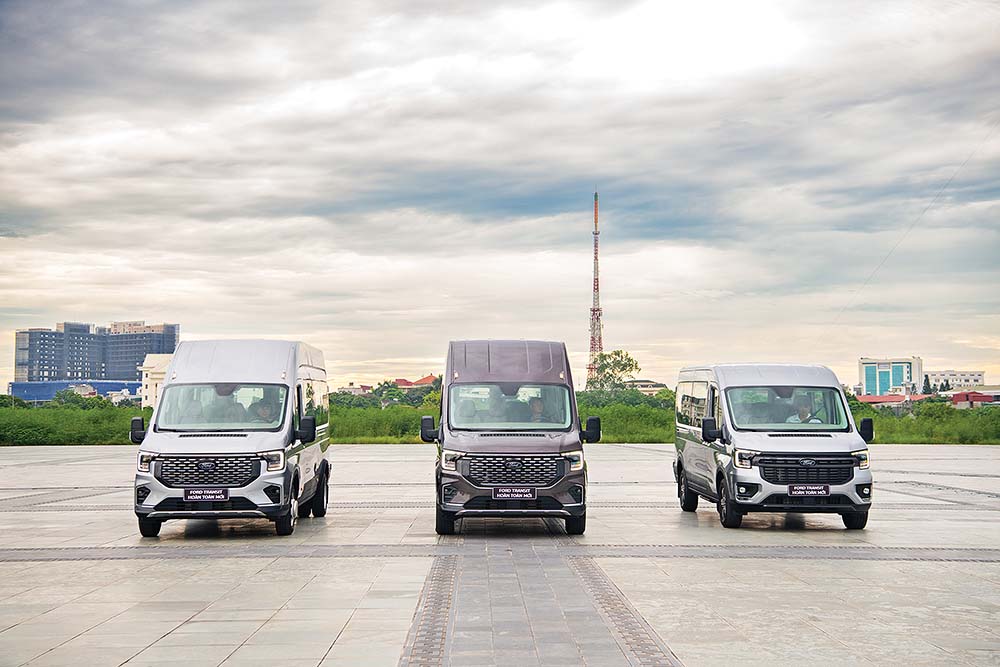 Ford Việt Nam tung ra Transit thế hệ mới với 3 phiên bản