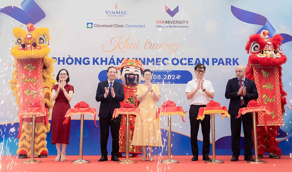 Phòng khám Vinmec Ocean Park chính thức khai trương, cung cấp dịch vụ y tế ban đầu nhanh chóng, thuận tiện cho cư dân giữa đại đô thị.