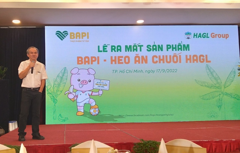 Ông Đoàn Nguyên Đức phát biểu tại buổi lễ ra mắt sản phẩm Bapi-Heo ăn chuối HAGL (Nguồn: HAG)