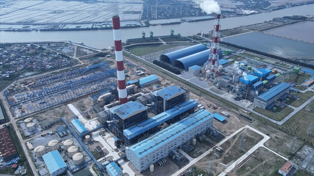 Nhà máy nhiệt điện Thái Bình 2 đã đốt dầu lần đầu cho tổ máy phát điện số 1