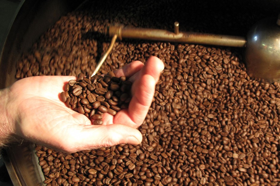 Được lợi nhờ giá tăng, xuất khẩu cà phê dự kiến đạt 4 tỷ USD vào cuối năm nay.
