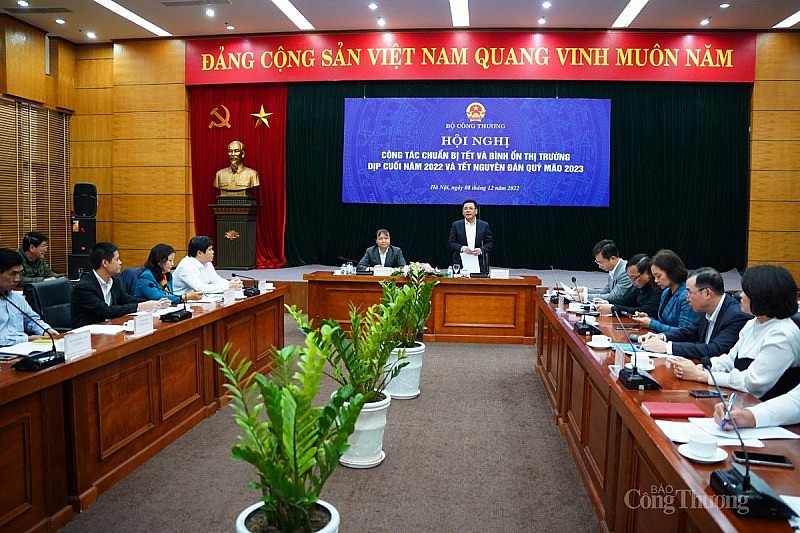 Bộ trưởng Công thương Nguyễn Hồng Diên chỉ đạo Hội nghị 