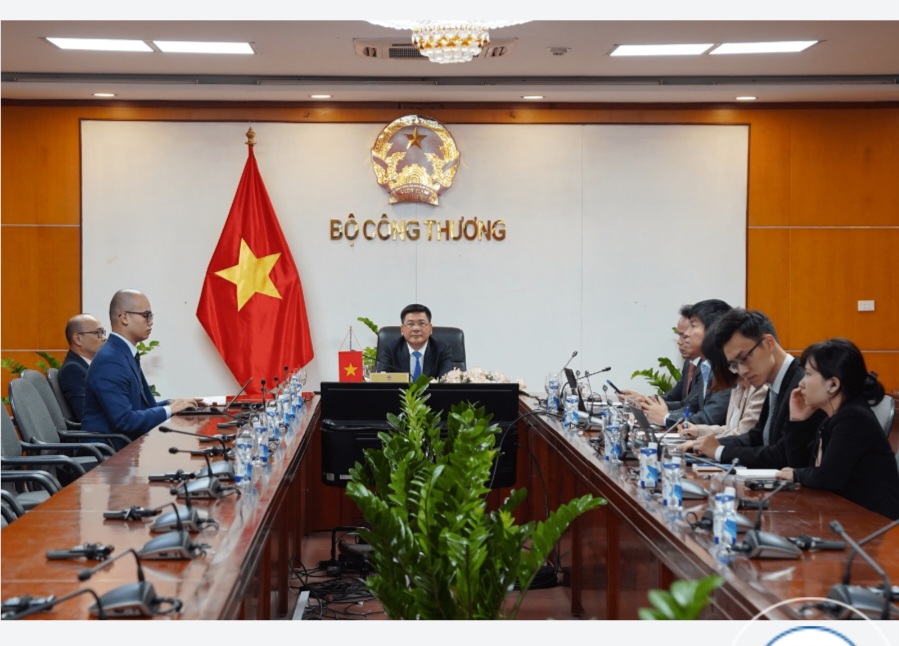 Bộ trưởng Nguyễn Hồng Diên dự Hội nghị Bộ trưởng các nước CPTPP bàn thảo việc Vương quốc Anh gia nhập hiệp định CPTPP.