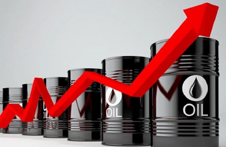 Giá bán lẻ xăng dầu dự báo sẽ tăng vào ngày mai, 1/6.