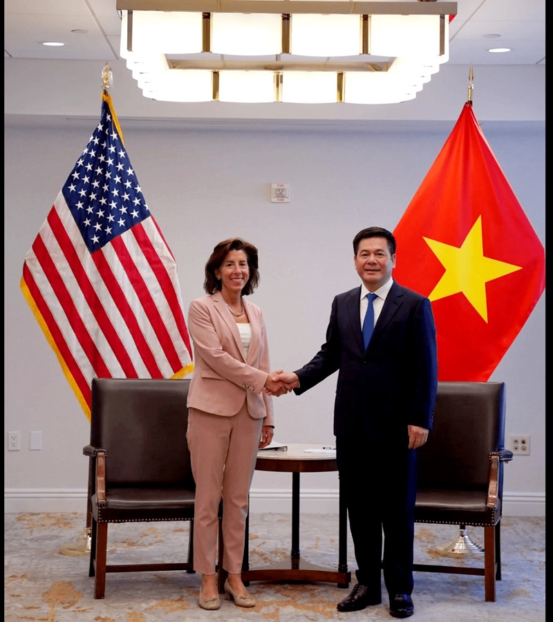 Bộ trưởng Bộ Công Thương Nguyễn Hồng Diên tiếp Bộ trưởng Bộ Thương mại Hoa Kỳ Gina Raimondo