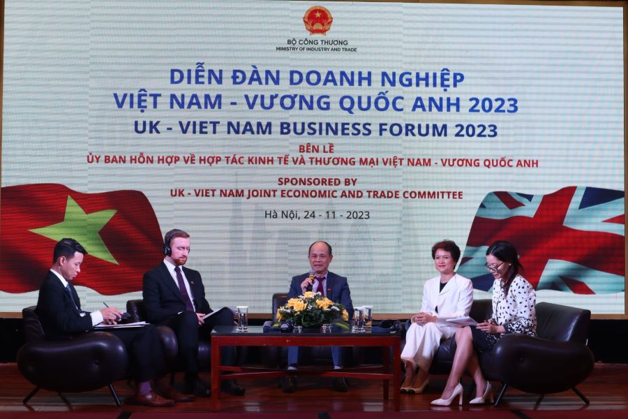 Thương mại Việt Nam - Vương quốc Anh là điểm sáng trong bối cảnh suy giảm kinh tế
