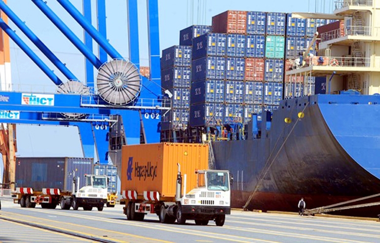 Nhập khẩu hàng hóa, nguyên liệu năm 2023 giảm 32 tỷ USD.