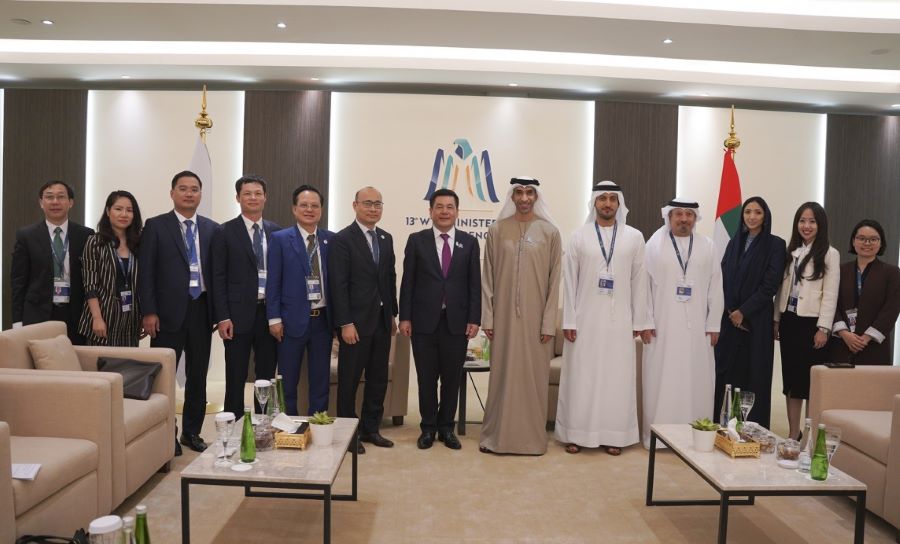 Bộ trưởng Nguyễn Hồng Diên làm việc với Tiến sĩ Thani bin Ahmed Al Zeyoudi, Quốc vụ khanh phụ trách Thương mại quốc tế, Bộ Ngoại thương Các Tiểu vương quốc Arab Thống nhất (UAE)