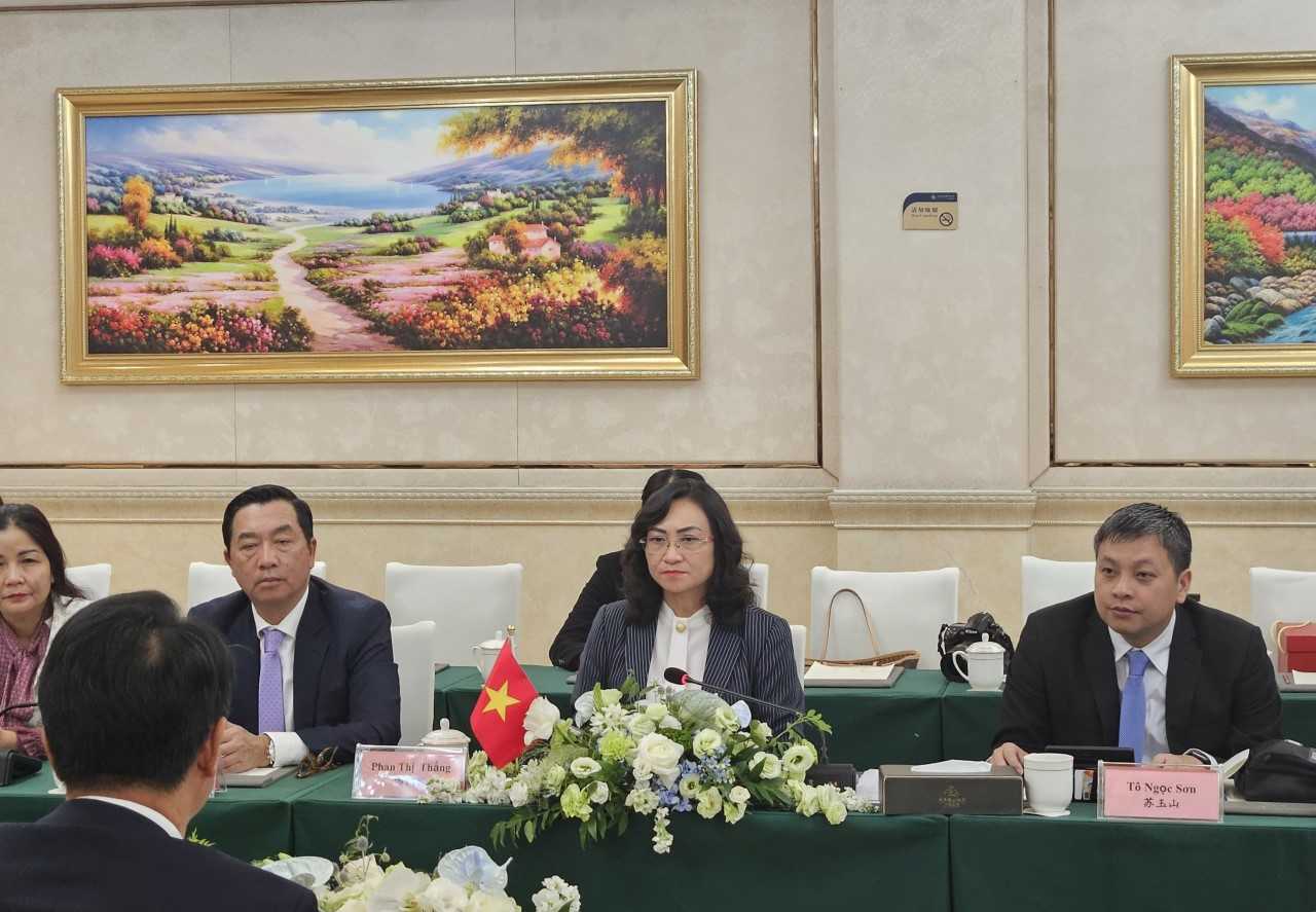Thứ trưởng Phan Thị Thắng làm việc với Chính quyền tỉnh Vân Nam, Trung Quốc.