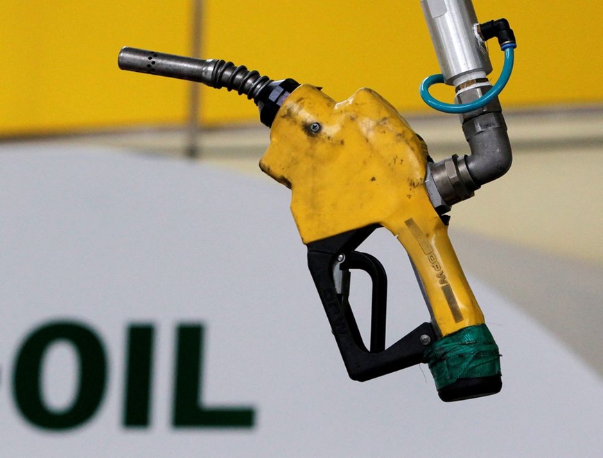 Giá xăng và dầu cùng tăng từ 15h hôm nay, sau điều chỉnh của liên Bộ Công Thương - tài chính.