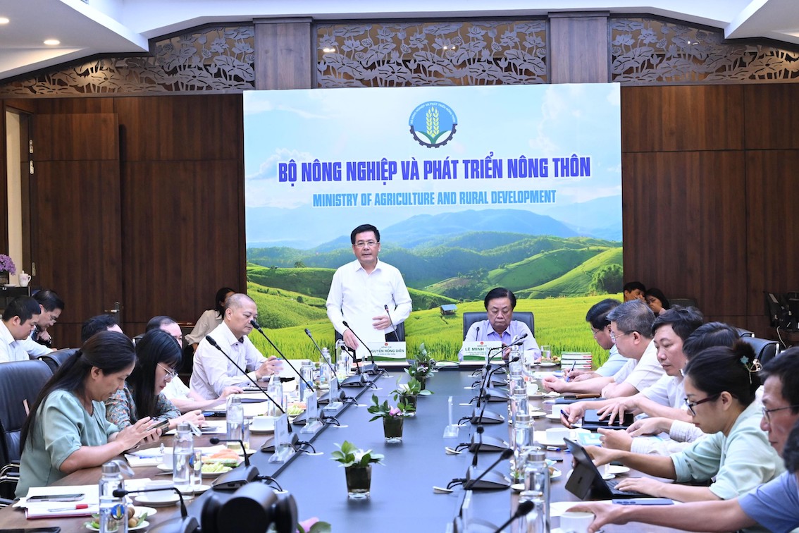 Bộ Công Thương đã dự thảo Tờ trình trình Thủ tướng Chính phủ, Phó Thủ tướng Chính phủ phụ trách và hồ sơ liên quan về thành lập Hội đồng lúa gạo quốc gia