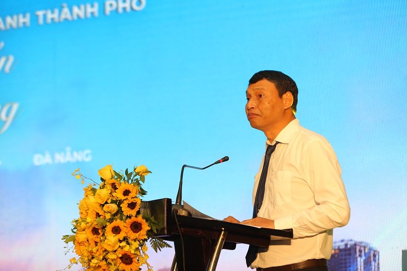 Ông Hồ Kỳ Minh phát biểu tại Hội thảo “Phát triển Đà Nẵng xứng danh thành phố đáng đến và đáng sống”.