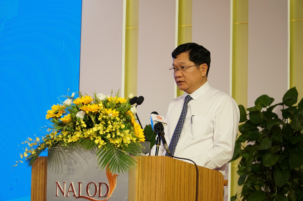 Phó chủ tịch TP.Đà Nẵng, ông Trần Phước Sơn phát biểu tại Diễn đàn.