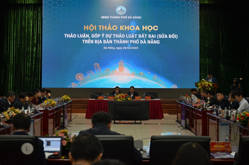 Thành phố Đà Nẵng đã tổ chức Hội thảo khoa học “Thảo luận, lấy ý kiến dự thảo Luật đất đai (sửa đổi).