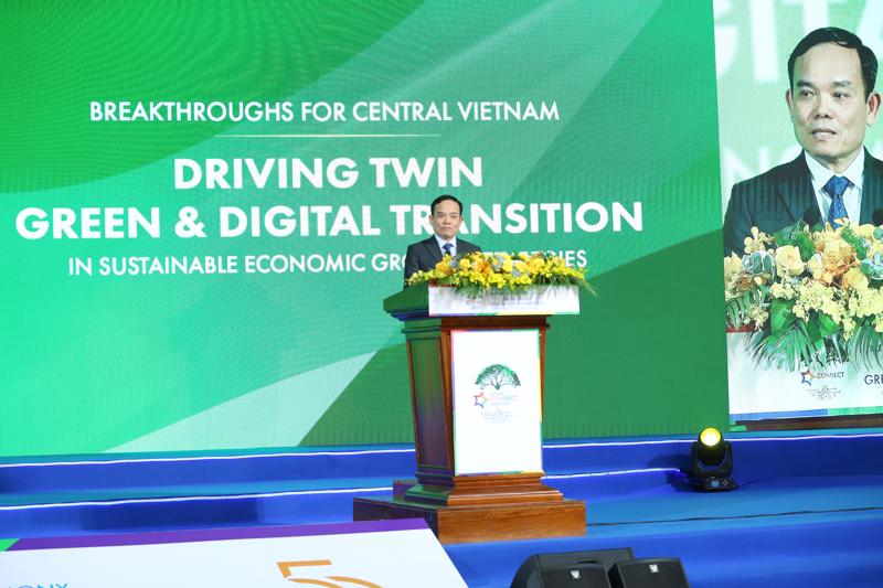 Phó Thủ tướng Chính phủ Trần Lưu Quang đã dự và phát biểu tại Diễn đàn.