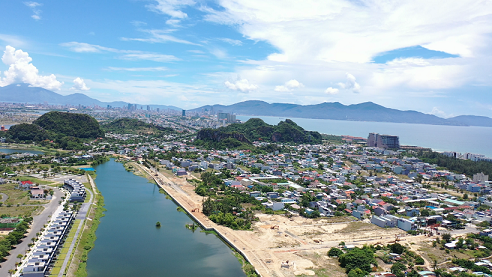 Thành phố Đà Nẵng phê duyệt giá khởi điểm đấu giá quyền sử dụng đất đối với 60 lô đất ở.