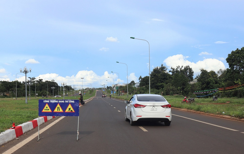 Đắk Lắk gia hạn tiếp cho đường Đông Tây Thành phố Buôn Ma Thuột được gia hạn đến cuối tháng 9/2023.