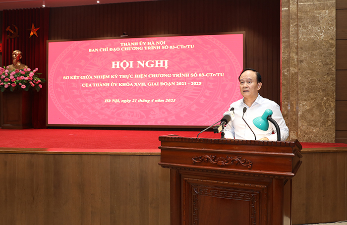 Phó Bí thư Thành ủy Hà Nội Nguyễn Ngọc Tuấn đề nghị các sở, ngành chức năng tăng cường đôn đốc các Dự án chậm tiến độ.