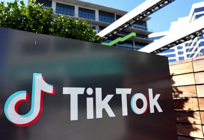 Theo dự luật chi tiêu vừa công bố của Mỹ, TikTok sẽ bị cấm trên hầu hết các thiết bị của chính phủ nước này. Ảnh: AFP